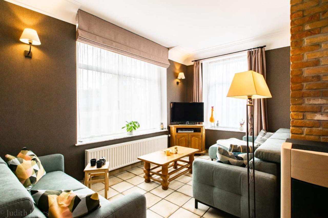 Maison Spacieuse Unifamiliale. Gite La Clochette Bastogne Bagian luar foto