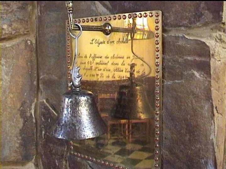 Maison Spacieuse Unifamiliale. Gite La Clochette Bastogne Bagian luar foto