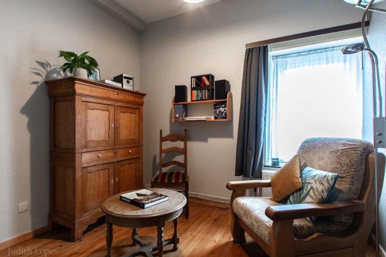 Maison Spacieuse Unifamiliale. Gite La Clochette Bastogne Bagian luar foto