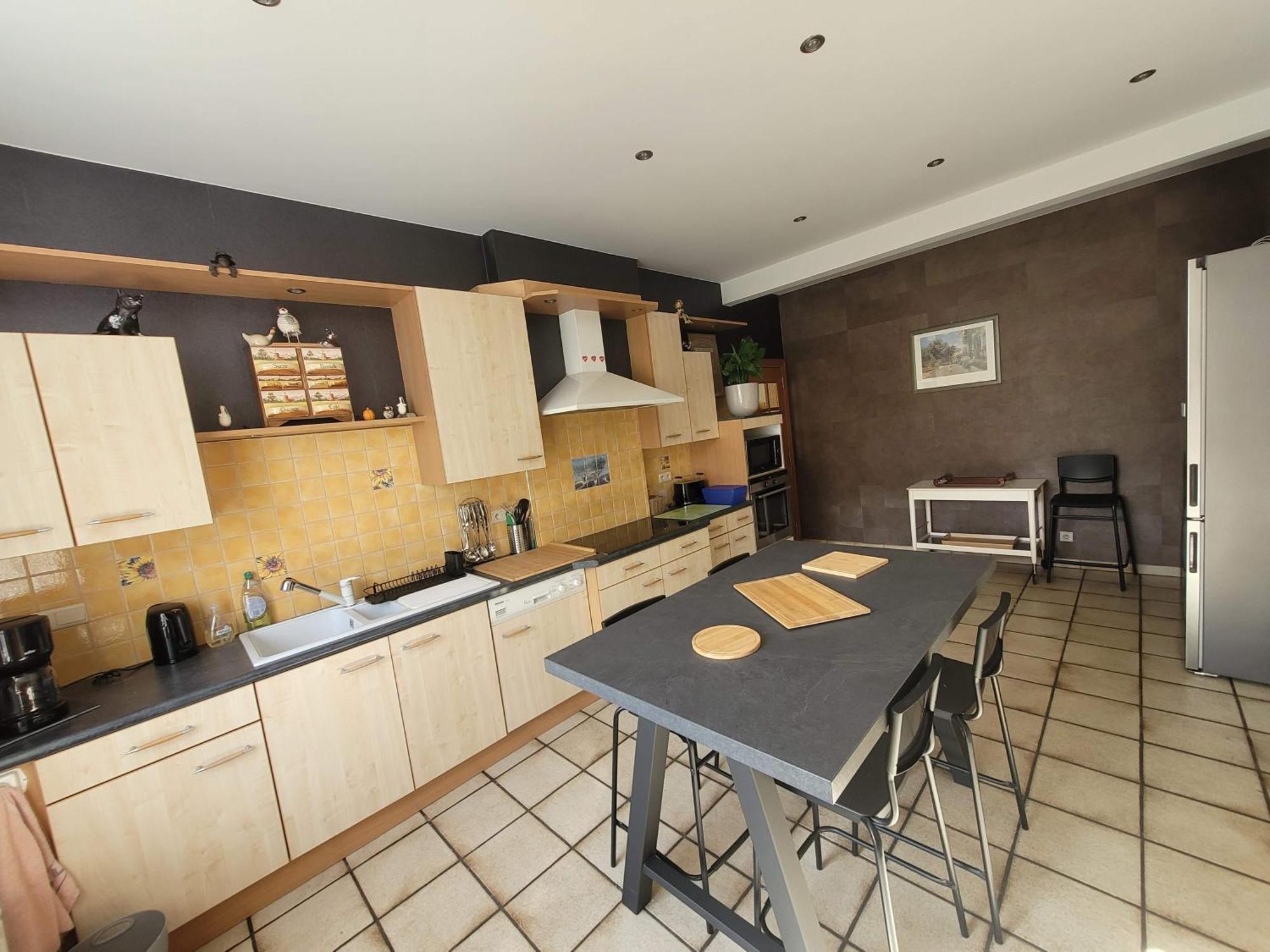 Maison Spacieuse Unifamiliale. Gite La Clochette Bastogne Bagian luar foto
